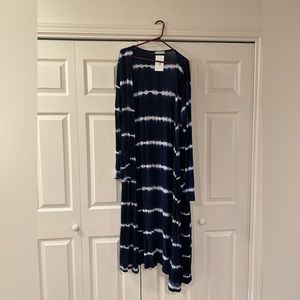 Brand new, never worn blue and white duster with pockets.